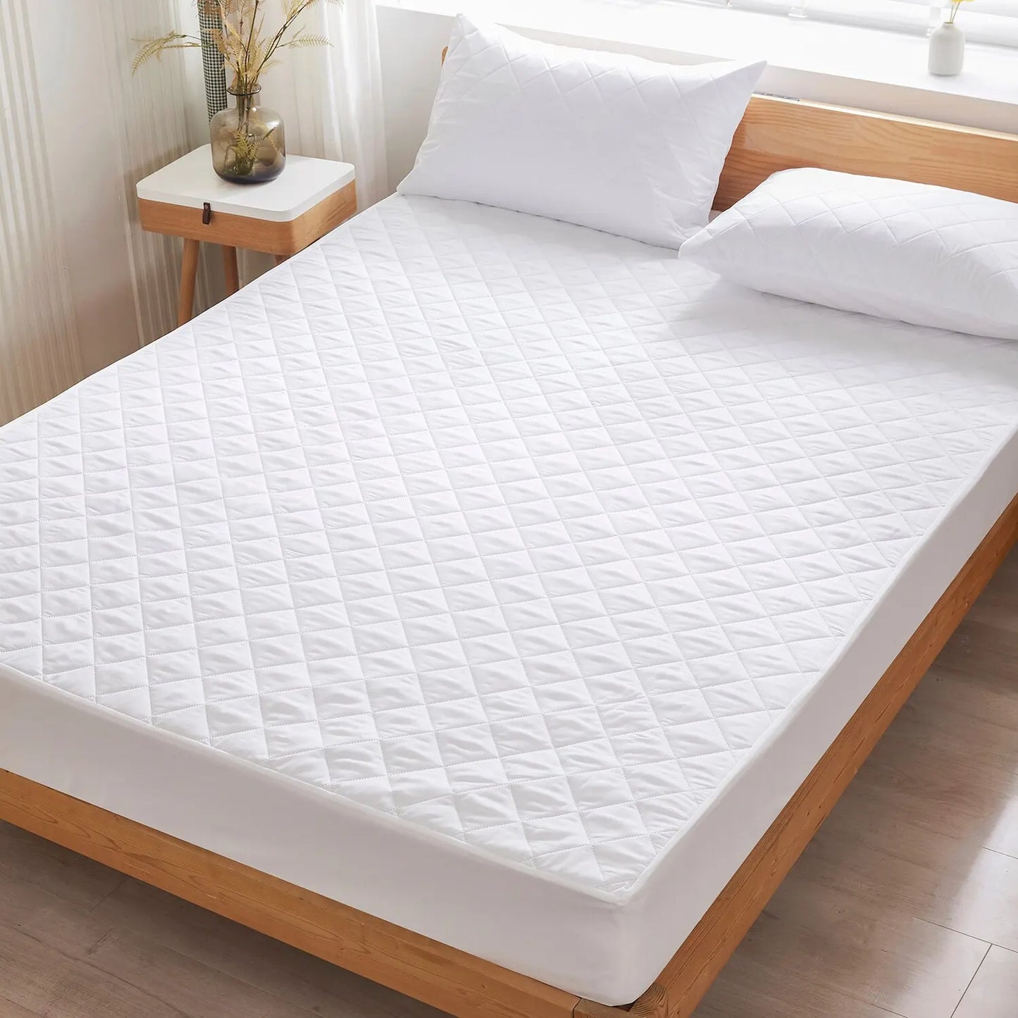 Waterproof Mattress Protector, Fitted Sheet Waterproof Mattress Cover, Breathable & Noiseless Mattress Pad, with Deep Pocket